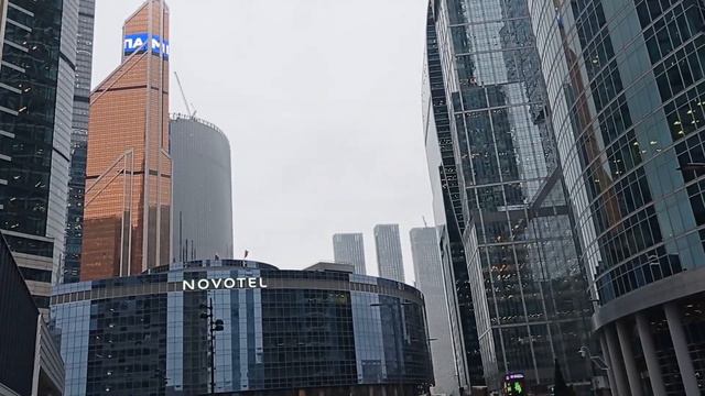 прогулка по деловому центру Москва-сити смотреть онлайн