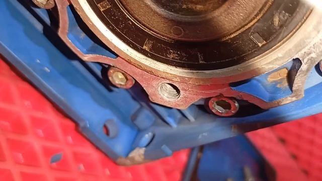 Мотор-редуктор , 0,37 кВт, 22 об мин. NMRV 050 смотреть онлайн