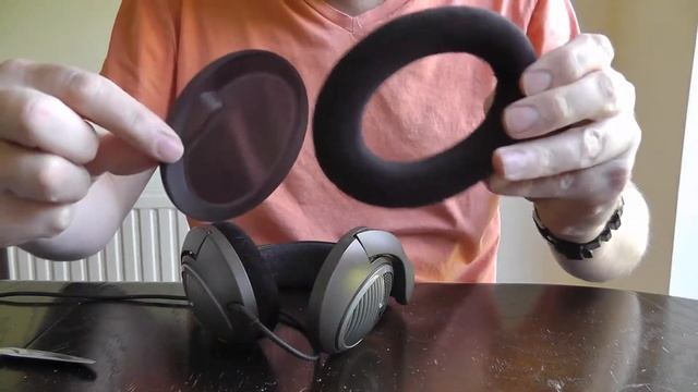 Ear Pad replacement on Sennheiser HD 518 (also HD 595, HD 555) смотреть онлайн