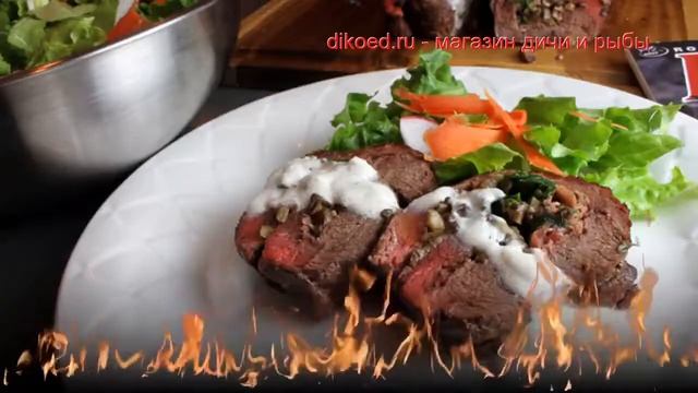 Рецепты из Вырезки лося - как приготовить Вырезки лося пошаговый рецепт - Рулет с голубым сыром смотреть онлайн