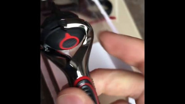 Новый Gillette Fusion 5 Proglide Power с батарейкой, ЧТО ЗА ЗВЕРЬ? ОБЗОР