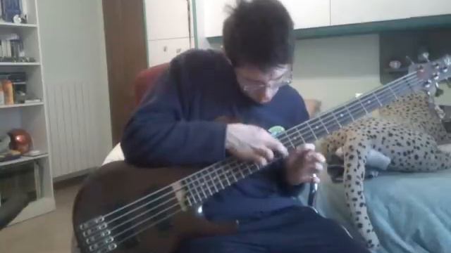 IBANEZ BTB 97 LUCA PLAYS смотреть онлайн