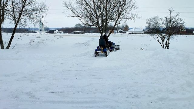 Дом в деревне? Без минитрактора никак!!! Ну или почти)))) смотреть онлайн