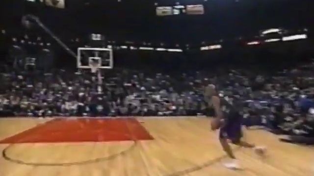 NBA Inside Stuff: Rewind: 2000 NBA Dunk Contest смотреть онлайн