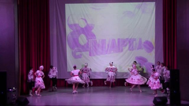 Народный танцевальный коллектив "Красивомечье" - "Полька" смотреть онлайн