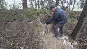 НАШЕЛ в стене фундамента ЯЩИК! ОТКРЫЛ! Я ЗАПЛАКАЛ! Поиск злата серебра.