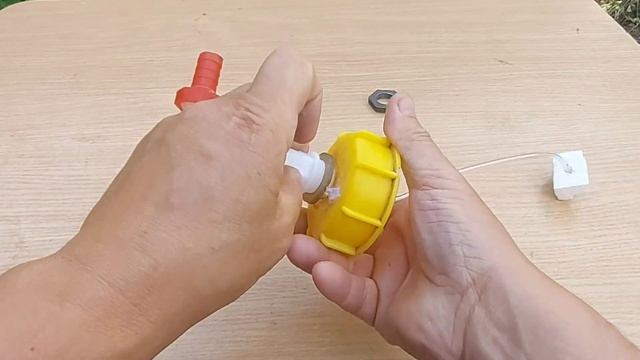 Автомобильный умывальник рукомойник своими руками из пластиковой канистры. Как сделать умывальник.