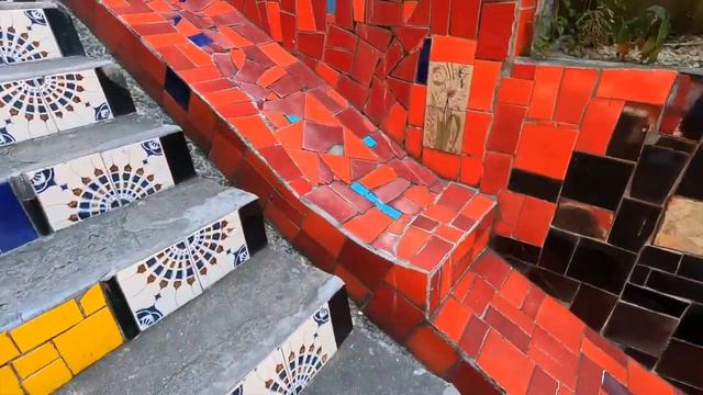 Selaron Steps || Jorge Selaron || Lapa || Famous Steps in Rio #selaronsteps #lapa #jorgeselaron смотреть онлайн