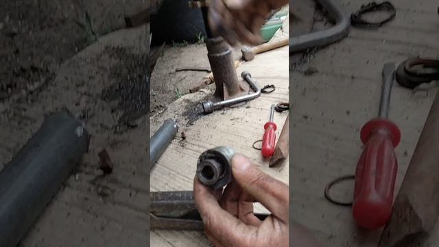 Ремонт независимой подвески задних колес мерседес ,w210 замена зален блока и нижней опоры смотреть онлайн