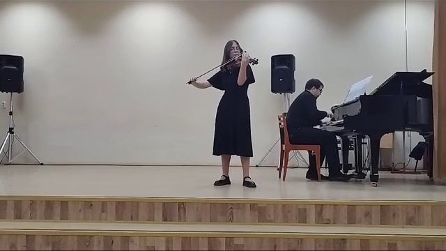 Ф. Яруллин - Анданте и Вальс из балета "Шурале". Исполняет Стальмахова Мария. смотреть онлайн