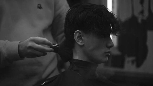 ®️REBEL x Муза Шварц смотреть онлайн