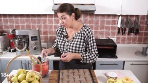 Без сахара, домашняя пастила из яблок и клубники готовит Лена Ярцева.  Вкусно, просто и полезно.