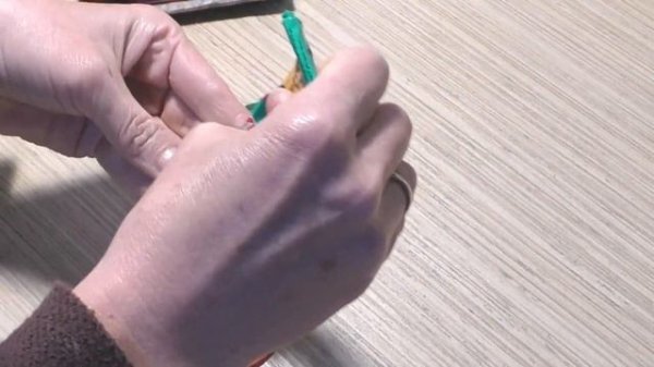 #DIY/ ВЫБРОСЬТЕ СВОЙ СТАРЫЙ НАПЕРСТОК/ How to make a thimble/ 用什麼來代替木材