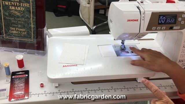 Janome QDC Series Threading Your Bobbin and Machine смотреть онлайн