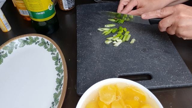 Немецкий картофельный салат. Сочный, вкусный и очень ароматный салат смотреть онлайн
