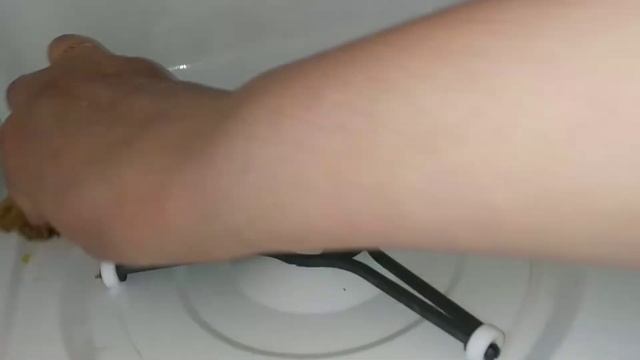 Как очистить, легко и просто, микроволновую печь?Лимонной кислотой,уксусом?Этот способ не сработал. смотреть онлайн