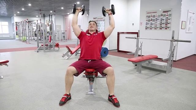 Спортивный Бро. Жим гантелей сидя (техника выполнения) смотреть онлайн