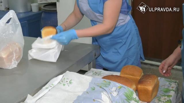 Помочь соседу – дело чести. Ульяновские ТОСы возят врачей и пекут хлеб для пенсионеров смотреть онлайн