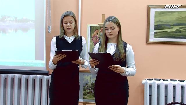 Выставка акварельных работ Виктора Петрова открылась в Луховицах смотреть онлайн