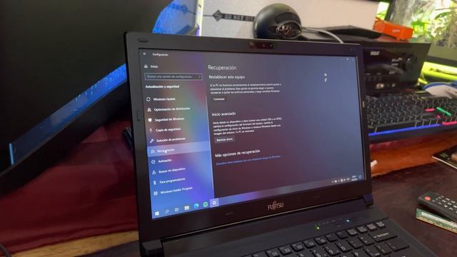 Cómo Restaurar Laptop FUJITSU de fábrica sin programas ? смотреть онлайн