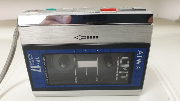 Кассетный аудиоплеер AIWA TP-17