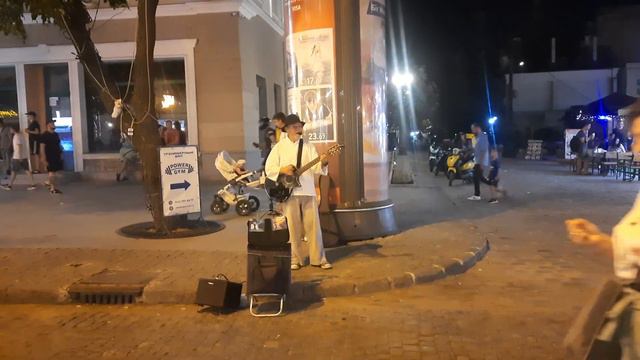 Стрит --арт. Музыка Одессы. Уличные музыканты #streetmusic смотреть онлайн