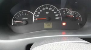 Приора не схватывает, глохнет и троит на холодную.