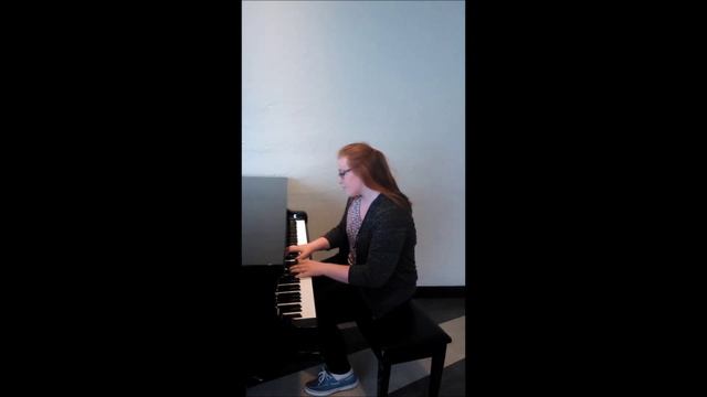 Playing The Piano at The CN Tower in Toronto Ontario смотреть онлайн