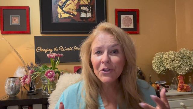 How Decluttering Can Change Your Life | DON’T WAIT | Lisa Benitz смотреть онлайн