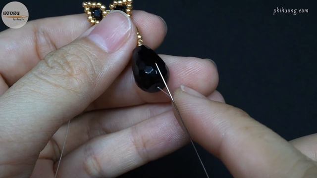 Charming beaded necklace with bicone and seed beads. How to make beaded jewelry смотреть онлайн