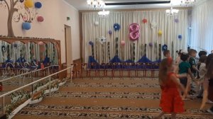 танец с лентами "Лучики". средняя группа