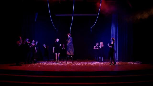 Спектакль «Шинель». Режиссёр Антосик Анна Юрьевна. смотреть онлайн