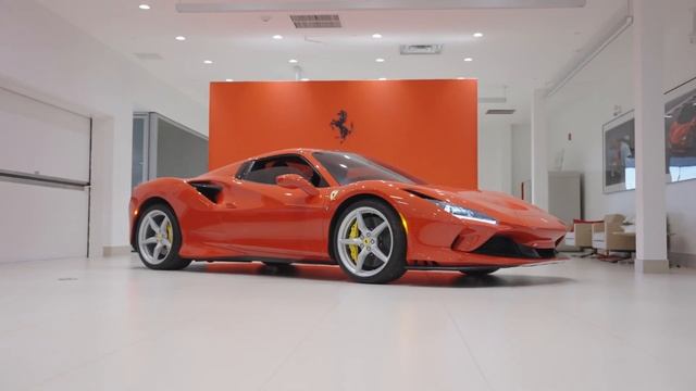 Car of the Week - Ferrari F8 Spider (UC1863) смотреть онлайн