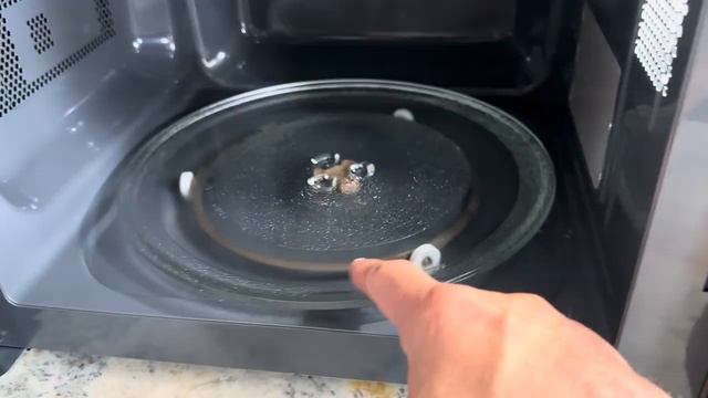 Farberware 700 Watt Countertop Microwave - 0.7 Cu Ft смотреть онлайн