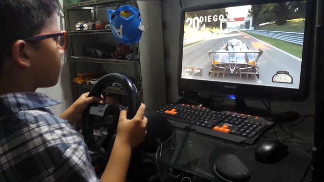PROJECT CARS - CON VOLANTE Speed Wheel 5 Pro - Genius смотреть онлайн