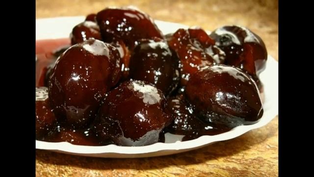 ВАРЕНЬЕ ИЗ СЛИВ С КОСТОЧКАМИ смотреть онлайн