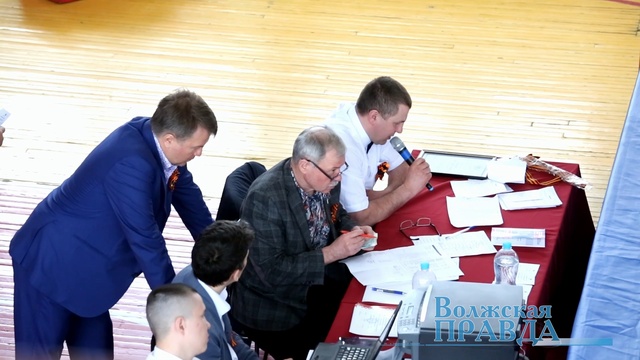 Около 100 боксеров показали свое мастерство в Волжске (Марий Эл) на Всероссийском турнире