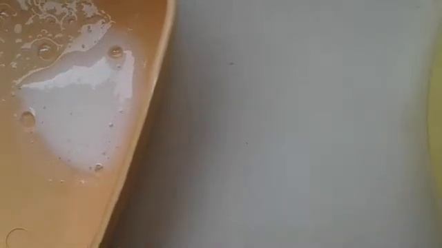 Проверка рецепта слайма БЕЗ КЛЕЯ, ИЗ МЫЛА И ДУХОВ!/ Check slime without GLUE, SOAP AND PERFUME смотреть онлайн