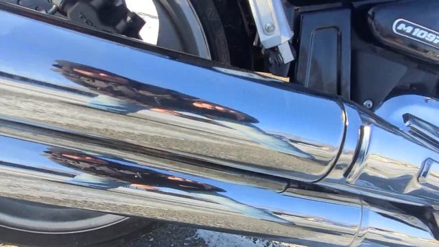 SUZUKI M109R BOULEVARD - JS1VY53A682101974 смотреть онлайн