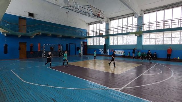 Чемпионат по футболу среди команд 2014-2015 г.рождения Рекорд Александров-5 Октябрь Струнино смотреть онлайн