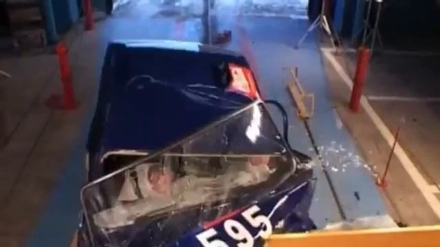 Crash Test Auto VAZ (LADA) 2106,2107 смотреть онлайн