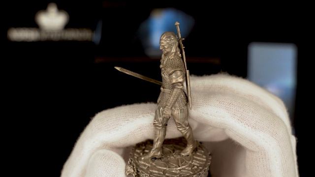 Unboxing 2021 Niue 5 oz Silver "White Wolf - The Witcher" Statue Coin w/Box & COA смотреть онлайн