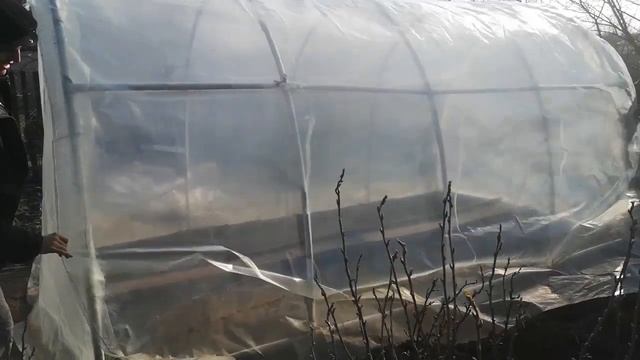 ТЕПЛИЦА  ПАРНИК ИЗ ПЛАСТИКОВЫХ ТРУБ СВОИМИ РУКАМИ. Важные моменты.