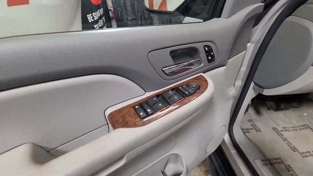 2007 Chevrolet Suburban LTZ смотреть онлайн