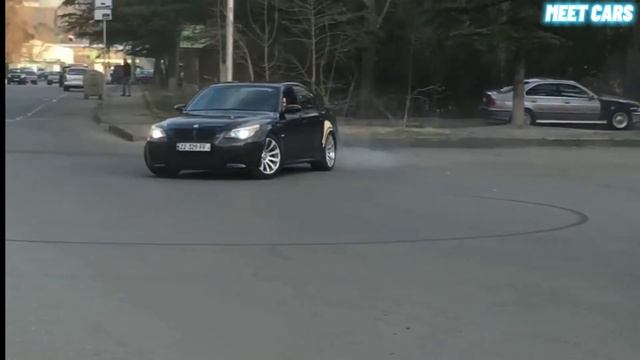 BMW E60 M5 BRUTAL DRIFT "BEST CRAZY COMPILATION" смотреть онлайн