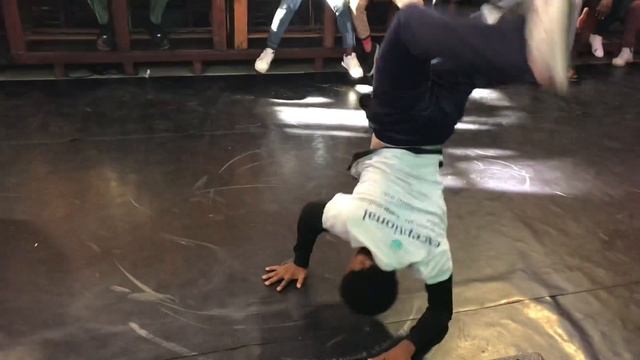 U2H Breaking battle | Bboy Geridson Vs Bboy Kidi #50anosdehiphop #FundaçãoArte_e_Cultura #enjoy смотреть онлайн