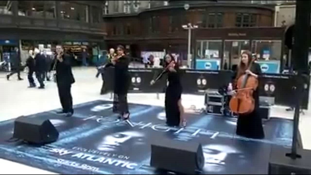 Game Of Thrones Theme Getting Played In Glasgow Scotland смотреть онлайн