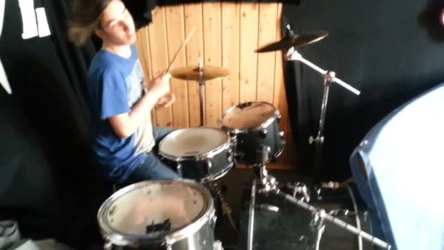 Håkon Berg aka The Rev Jr. playing Almost Easy - A смотреть онлайн