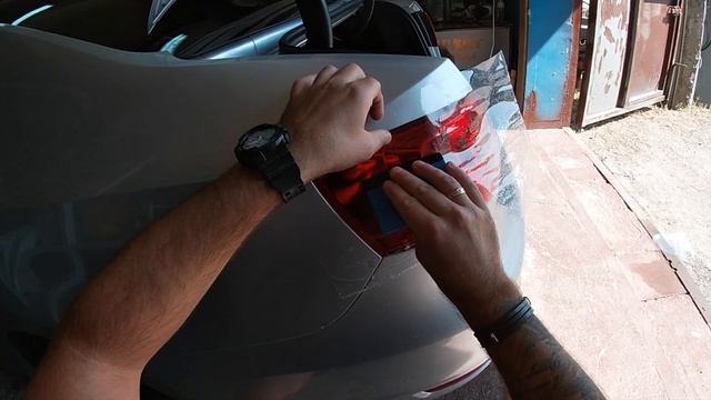 Клеим защитную плёнку для фар с Aliexpress смотреть онлайн