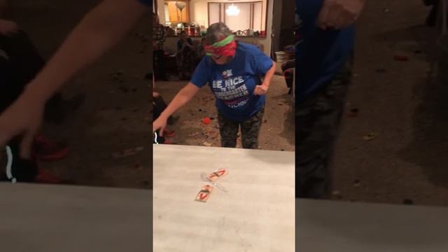 Collier Christmas Mousetrap game!! смотреть онлайн